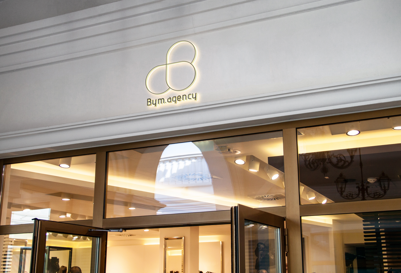 Shop Facade Logo MockUp